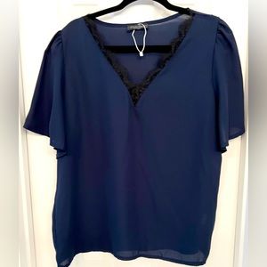 Women’s blouse XL New without tag